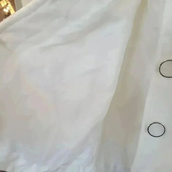 Vanity Women's Winter White Poly/Wool Fleece Lined Jacket with Hood - Picture 13 of 14